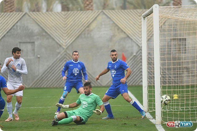 השער של יצחק (רונלדי ברנשטיין)